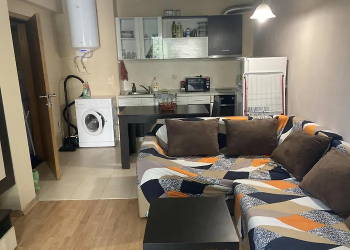 Kyluks 1br アパート *