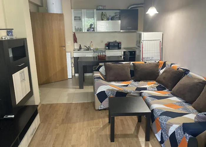 Kyluks 1br アパート *